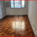 Apartamento à venda no bairro Lapa