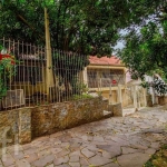 Casa com 3 quartos à venda na Rua Fagundes Varela, 153, Santo Antônio, Porto Alegre