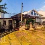 Casa com 2 quartos à venda na Rua Arnaldo Ballve, 186, Jardim Itu Sabará, Porto Alegre