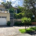 Casa com 3 quartos à venda na Rua Saica, 170, Petrópolis, Porto Alegre