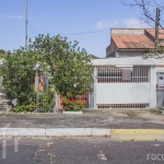 Casa com 3 quartos à venda na Avenida dos Prazeres, 206, Vila Jardim, Porto Alegre