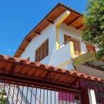 Casa com 5 quartos à venda na Avenida Luiz Moschetti, 190, Vila João Pessoa, Porto Alegre