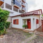 Casa com 5 quartos à venda na Rua Humberto de Campos, 155, Santo Antônio, Porto Alegre