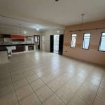 Casa com 3 dormitórios para alugar, 248 m² por R$ 3.753/mês - Parque Suzano - Suzano/SP