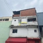 Imóvel com 2 moradias mais salão Comercial no Piraporinha por 199 mil.