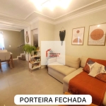 Linda casa com porteira fechada à venda no bairro de Itaquera - SP!