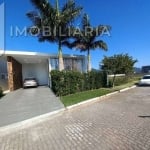 Casa Residencial com 2 quartos  à venda, 224.00 m2 por R$2100000.00  - Campeche - Florianopolis/SC