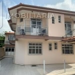 Casa Residencial com 7 quartos  à venda, 280.00 m2 por R$955000.00  - Praia Do Santinho - Florianopolis/SC