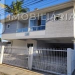 Apartamento três dormitorios