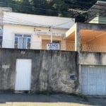 EXCELENETE CASA EM SANTA LUZIA NO CENTRO DO BAIRRO