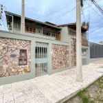 Casa 6 dormitórios (2 suítes)