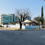 Terreno de esquina, em rua asfaltada ótimo para empreendimentos, a poucos minuto