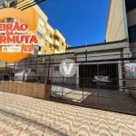 Casa de 3 Dormitórios com Pátio amplo a 5 minutos do centro