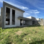 Casa alto padrão com 03 suítes e pátio no bairro Novo Horizonte