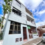 Apartamento semi-mobiliado para locação no Centro!