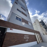 Apartamento 1 dormitório com garagem no centro