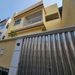 Casa de vila familiar em Todos os Santos com 185 m² com 3 quartos sendo 1 suíte