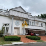 CASA DE ALTO PADRÃO COM 6 SUÍTES À VENDA EM ALPHAVILLE: ELEGÂNCIA E SOFISTICAÇÃO