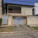 Linda Casa Duplex com 4 quartos Para Venda em Lagoa Nova