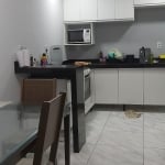 Excelente apartamento no Conjunto Costa e Silva