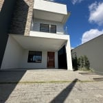 Lindo sobrado a venda  no bairro Saguaçú Joinville com 3 suítes e piscina Por R$ 1.199.000,00