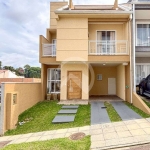 Casa à venda com 4 dormitórios no Alto Boqueirão em Curitiba