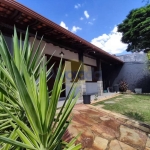 Casa para Venda em Belo Horizonte, Ouro Preto, 4 dormitórios, 1 suíte, 6 banheiros, 7 vagas