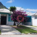 Casa com 3 dormitórios à venda, 105 m² por R$ 685.000,00 - Cajueiros (Itaipuaçu) - Maricá/RJ