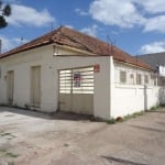 Casa comercial com 5 salas para alugar na Rua Arabutan, 351, Navegantes, Porto Alegre