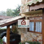 Casa com 4 dormitórios à venda, 300 m² por R$ 980.000,00 - Granja Viana - Jandira/SP