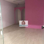 Sala Comercial Pronta para Roupas Femininas em Localização Privilegiada!