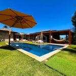 Casa de Luxo à Venda no Enseada do Castelo – Praia do Forte | 5 Suítes | Porteira Fechada | Piscina e Espaço Gourmet!