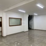 Sala Comercial para Locação em Belo Horizonte-MG, Bairro Santo Antônio: 5 Salas, 1 Banheiro, 5 Vagas de Garagem, 150m²!