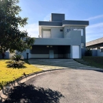 Luxuosa Casa para Locação no Condomínio Campos do Conde, Bragança Paulista-SP: 3 Quartos, 3 Suítes, 2 Salas, 6 Vagas de Garagem, 120m².