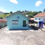 vendo casa em área comercial