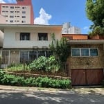 CASA P/ VENDA / LOCAÇÃO NO BROOKLIN, 291M², 5 QUARTOS, PISCINA, CHURRASQUEIRA E 4 VAGAS.