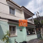 LIVE VENDE: Casa com 3 quartos, varanda,  112 m² por R$ 320.000 - Santa Rosa - Niterói/RJ