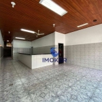 Salão comercial térreo com sobreloja; 200 m²; centro de Suzano/SP.