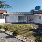 Casa com 2 quartos à venda na 200, 57, Balneário Ponta do Papagaio (Ens Brito), Palhoça