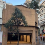 Galpão Comercial para Locação na República, São Paulo-SP: 3 Banheiros e 745m² de Área!