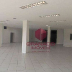 Salão em um local estratégico para alugar com 234 m² - Av. Pedro Taques - Maringá/PR