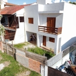 Ótima casa com aproximadamente 240m², em fase final de acabamento, com 03 dormitórios, sendo 01 suíte,  sala, cozinha, banheiro social e lavabo. Vaga para carro. Bem localizada próximo a av Oscar Pere