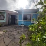 Linda Casa no loteamento Moradas do Sul, bairro Hípica,  com 3 quartos, sala com ar condicionado, cozinha,vagas de garagem, fundos com churrasqueira área toda coberta, imóvel bem espaçoso muito bem lo