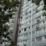 APARTAMENTO 02 DORMITÓRIOS, 68 M² living, banheiro, cozinha e área de serviço. Prédio com elevador, churrasqueiras, playgroud e estacionamento coberto. Portaria 24 horas;. Vista  lindíssima &lt;BR&gt;