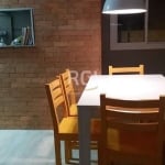 Apartamento 02 dormitórios (01 suíte) e vaga escriturada, no bairro Tristeza, em Porto Alegre!&lt;BR&gt;Apartamento decorado por arquiteta, pronto para morar, ótima posição solar, silencioso, em prédi