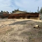 Terreno amplo localizado na praia de Rondinha Nova em Arroio do sal, medindo 12x25 (300,00m²). Também tem a possibilidade de comprar o terreno do lado por 110 mil, assim ficando com dois terrenos junt