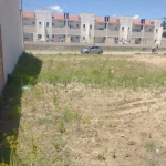 Vendo ótimo terreno medindo 6.,5 x 24,8  localizado no loteamento Parque Do Salso  .   Terreno plano e pronto pra construir ,  próximo a todos os recursos do bairro ; posto de gasolina , farmácia, sup