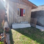 Terreno em condomínio fechado, com 75m², plano, ótima localização na zona sul.&lt;BR&gt;Possui uma casa de madeira de 1  dormitório, sala e cozinha conjugada e banheiro social. &lt;BR&gt;Localização p