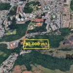 Terreno amplo com 52.000 m2, excelente localização em Porto Alegre. &lt;BR&gt;&lt;BR&gt;Área comm capacidade para projetos de construções tanto verticais quanto horizontais. &lt;BR&gt;&lt;BR&gt;Atende