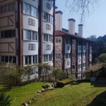 Apartamento Studio no Condominio GRAMADO VILLAGE com sala integrada ao quarto, Banheiro e cozinha. Garagem coberta. Condomínio com infraestrutura completa com piscina térmica, jacuzi, sauna, academia,